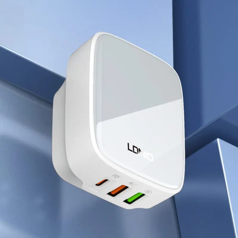 Cargador 3E (2USB & TPC) Cable USB-TPC  LDNIO Q334 PD 20W QC3.0