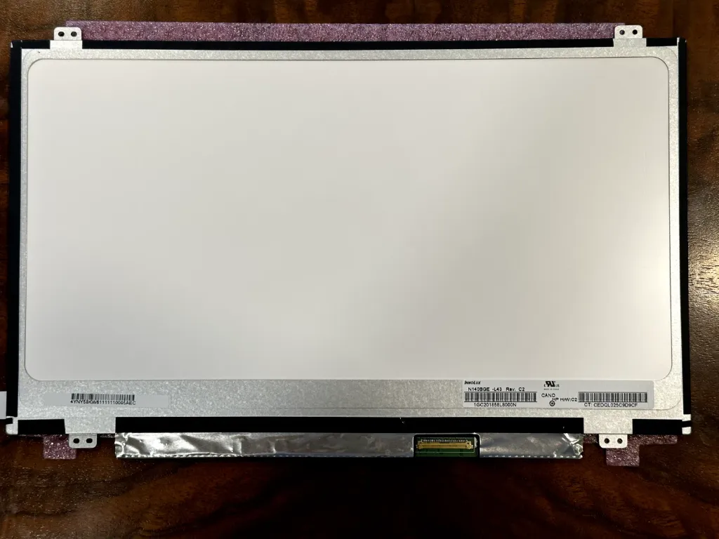 Pantalla LCD N140BGE-L43 | para laptop 14 pulg | HD (1366x768) | 40 pines |  Con Brackets | conector inferior derecha | Slim | Brillante