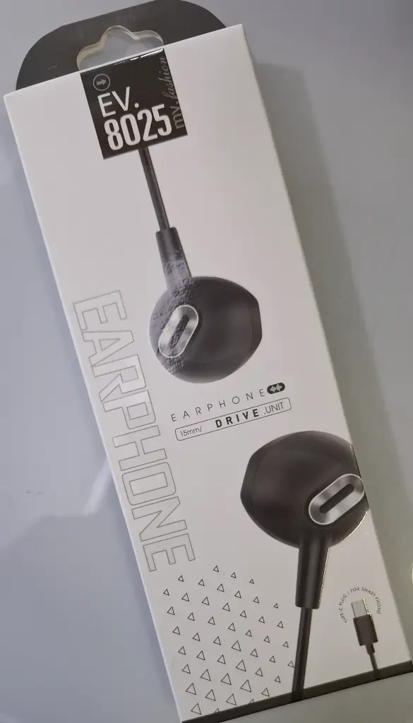 AUDIIFONO DE CABLE TIPO C  EV8025-8027